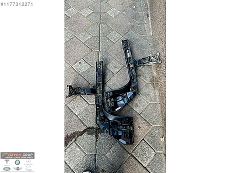 BMW X1 Tampon Braketi çıkma parça