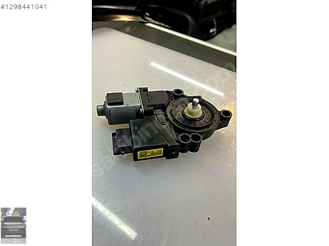 Hyundai i30 Kapı (Ön Sağ) çıkma parça