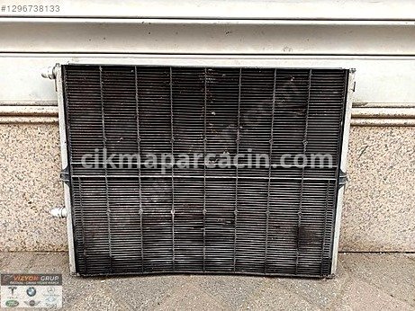 BMW 5 Serisi Radyatör çıkma parça