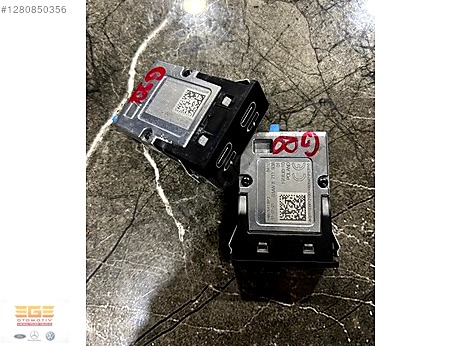 BMW 3 Serisi USB Soket çıkma parça
