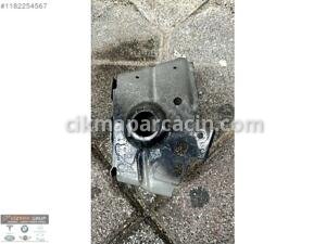 8737202 BMW İX ÇAMURLUK MONTAJ BRAKETİ