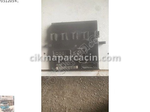 Audi A4 Sigorta Kutusu çıkma parça