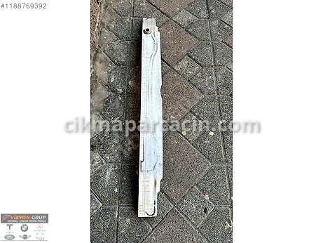 Mercedes-Benz CLA Tampon Demiri çıkma parça