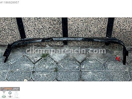 Mercedes-Benz Vito Radyatör çıkma parça