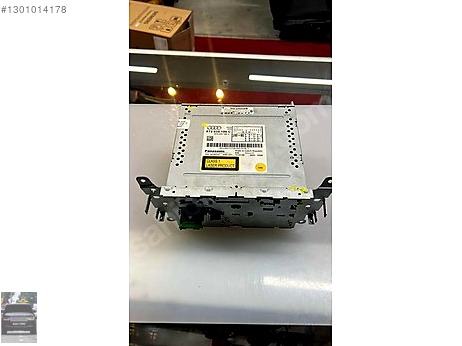 Audi A4 Gösterge Paneli çıkma parça