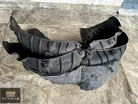 Audi A4 Davlumbaz Seti çıkma parça - EGE OTOMOTİV ORJİNAL ÇIKMA YEDEK PARÇA Bursa