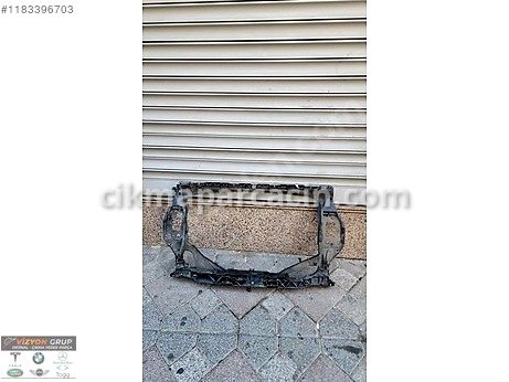Audi Q3 Ön Panel çıkma parça