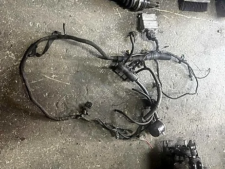 BMW 3 Serisi Silindir Kapak çıkma parça