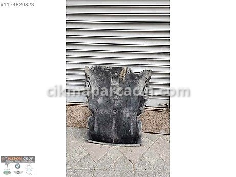 BMW 3 Serisi Alt Muhafaza çıkma parça