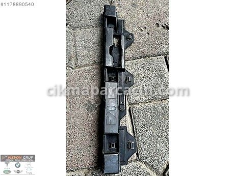 BMW 1 Serisi Marşpiyel Sacı çıkma parça