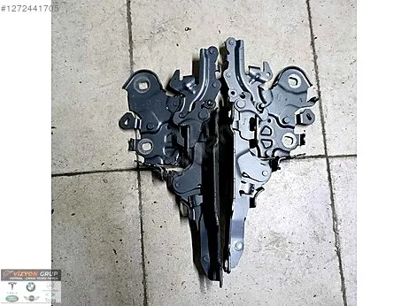 BMW 2 Serisi Kaput Menteşesi çıkma parça