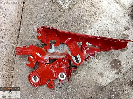BMW 1 Serisi Kaput Menteşesi çıkma parça - VİZYON GRUP ORJİNAL ÇIKMA YEDEK PARÇA İstanbul