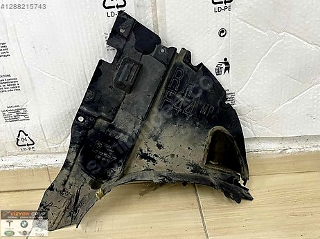 BMW 2 Serisi Bakalit çıkma parça