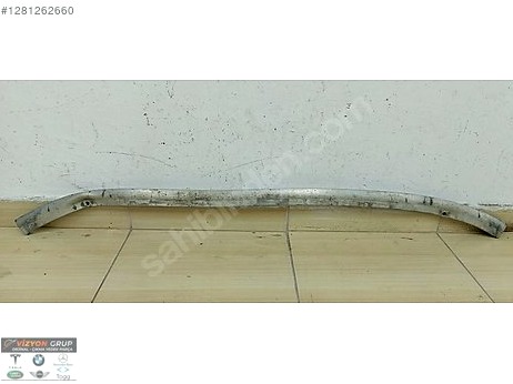 BMW 1 Serisi Tampon Alt Demiri çıkma parça