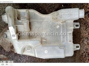BMW 1 2 SERİSİ F40 F44 SİLECEK SU DEPOSU ORJ 7453970