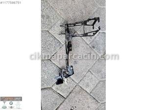 BMW 1 F20 SOL FAR KİLİT SACI ORJINAL 170238-11