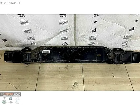 BMW 1 Serisi Tampon Demiri çıkma parça - VİZYON GRUP ORJİNAL ÇIKMA YEDEK PARÇA İstanbul