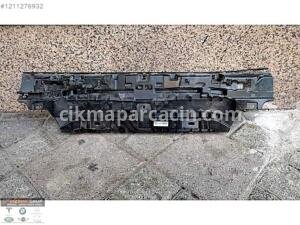 BMW 1 SERISI F40 ARKA TAMPON ORTA BRAKET ORJ 5112 8496655