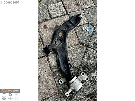 BMW 1 Serisi Salıncak çıkma parça