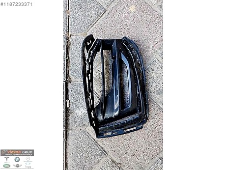 BMW 1 Serisi Sis Farı Çerçevesi çıkma parça