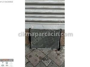 BMW 1 SERİSİ F40 RADYATÖR ORJ ÇIKMA
