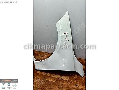 BMW 1 Serisi Çamurluk (Ön) çıkma parça