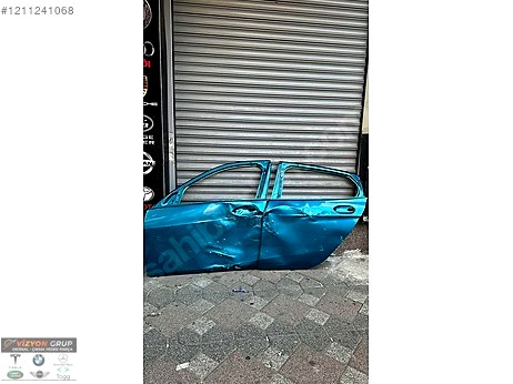 BMW 1 Serisi Kapı (Ön Sol) çıkma parça