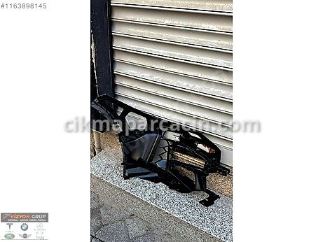 BMW 1 Serisi Sis Farı Çerçevesi çıkma parça