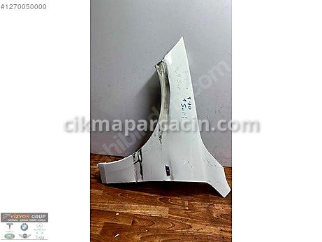 BMW 1 Serisi Çamurluk (Ön) çıkma parça