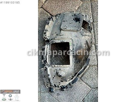 BMW 1 Serisi Davlumbaz çıkma parça