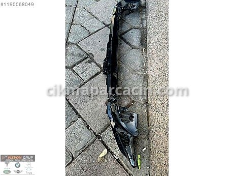 BMW 1 Serisi Tampon Braketi çıkma parça