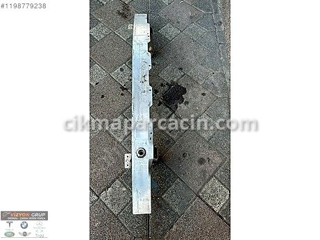 BMW 2 Serisi Tampon Demiri çıkma parça