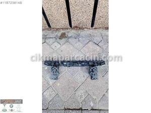 BMW 2 SERİSİ F44 ARKA TAMPON ORTA BRAKETİ 51128494944