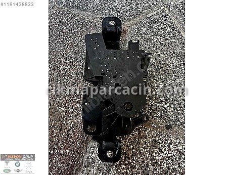 BMW 2 Serisi Bagaj Kilidi çıkma parça