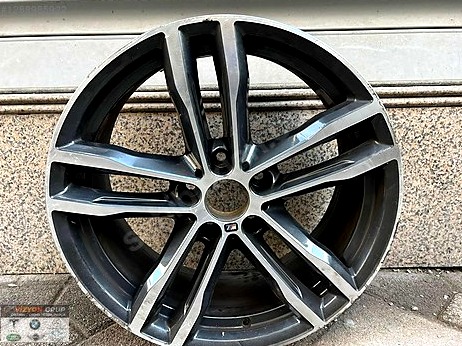 BMW 3 Serisi Jant çıkma parça