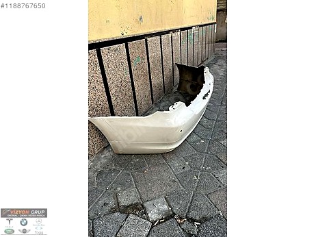 BMW 3 Serisi Arka Tampon çıkma parça