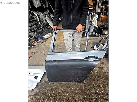 BMW 3 Serisi Kapı (Arka Sol) çıkma parça