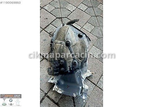 BMW 3 Serisi Davlumbaz çıkma parça