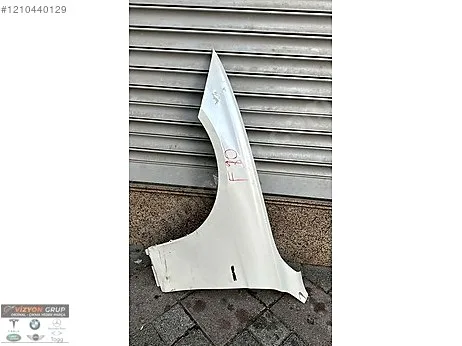 BMW 3 Serisi Çamurluk (Ön) çıkma parça