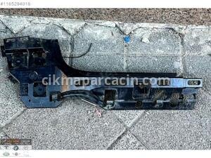 BMW 3 SERİSİ G20 ARKA TAMPON BRAKETİ ÇIKMA ORJ 7469363