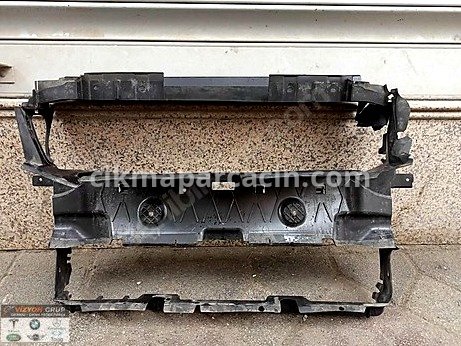 BMW 3 Serisi Radyatör Paneli çıkma parça