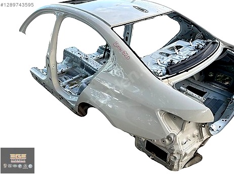 BMW 3 Serisi Tavan çıkma parça