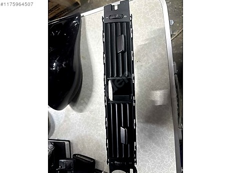 BMW 3 Serisi Panjur çıkma parça