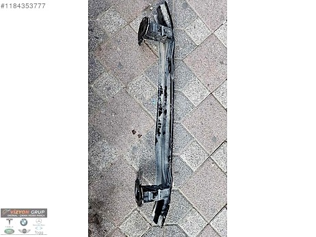 BMW 4 Serisi Tampon Demiri çıkma parça