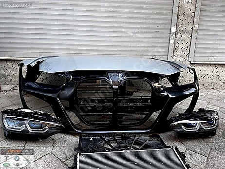 BMW 4 Serisi Sağ Ön Far çıkma parça