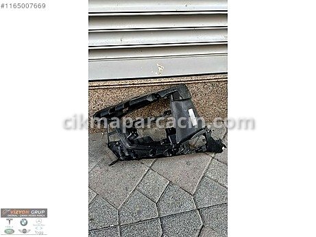 BMW 4 Serisi Tampon Braketi çıkma parça