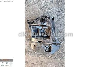 BMW 4 SERİSİ G26 SOL ARKA TAMPON BRAKETİ ORJ ÇIKMA 8737093