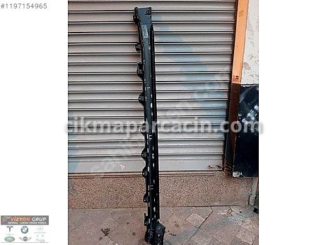 BMW 4 Serisi Marşpiyel Kaplaması çıkma parça