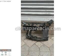 BMW 4 SERİSİ G26 SOL SİS BRAKETİ ORJ ÇIKMA 51118078611