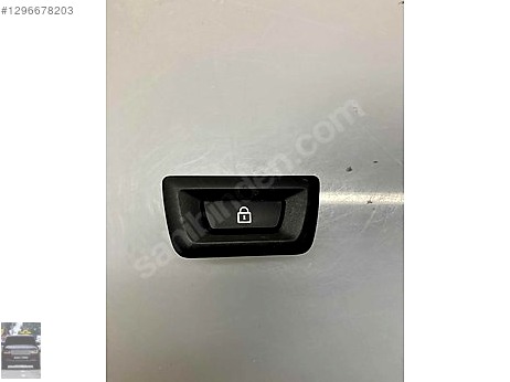 BMW 5 Serisi Bagaj Döşemesi çıkma parça